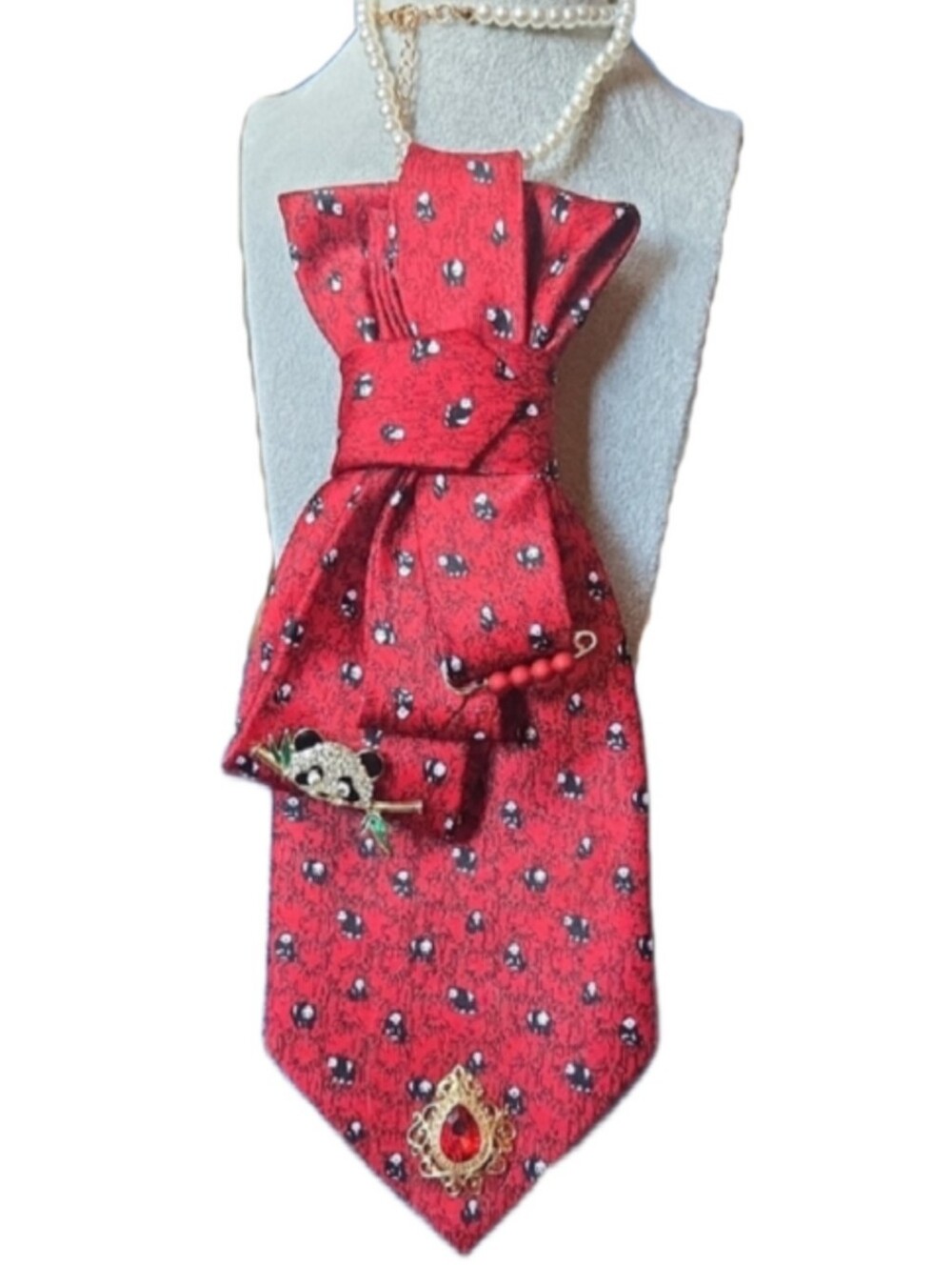 3/$60 Red Panda Folded Cravat With Panda Brooch